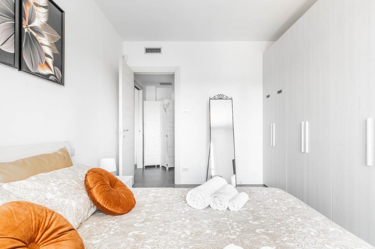 Harmony House - Rho Fiera 6min - Free Parking - Terrace Appartement *